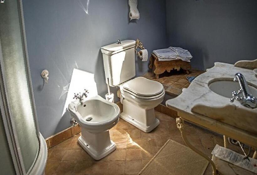 اتاق استاندارد سه نفره, Relais De Charme B&b Short Lets La Casa Di Francesca