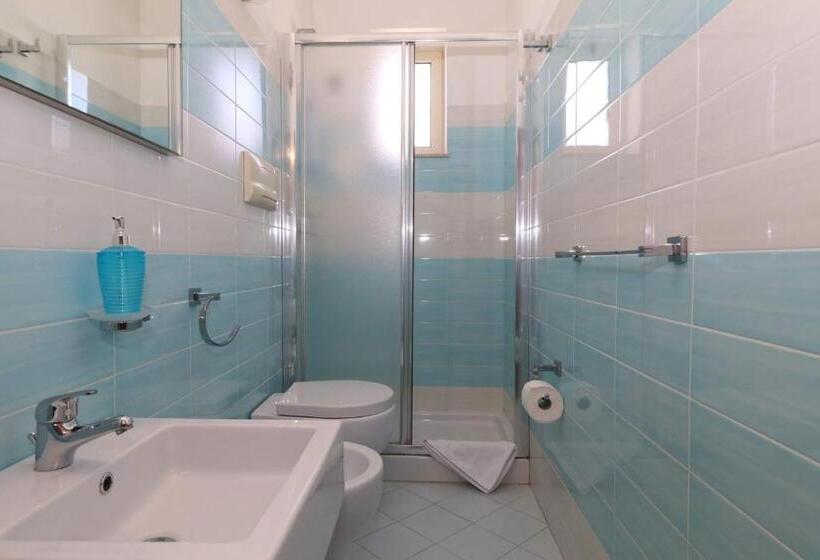 Chambre Triple Standard, B&b Spiaggia Di Ponente