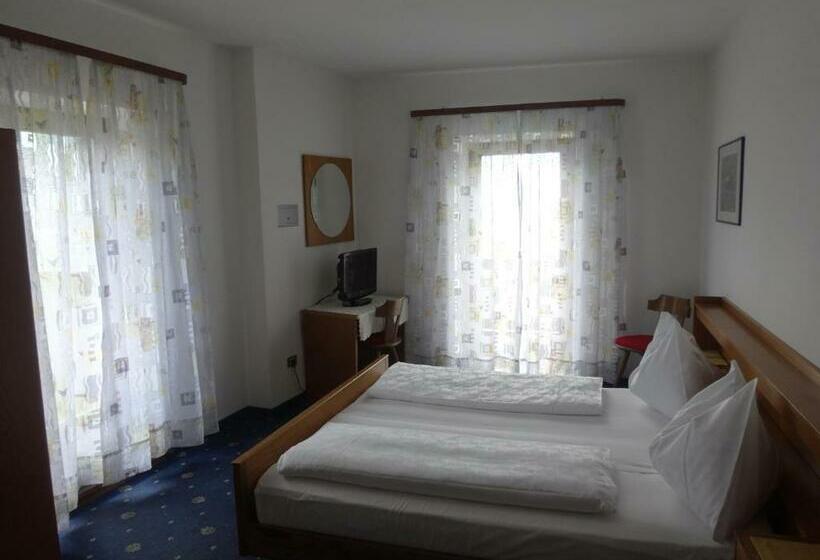 스탠다드 룸, Pension Hasslhof