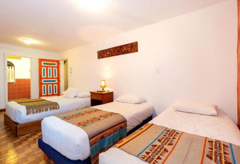 スタンダードトリプルルーム, Acoma