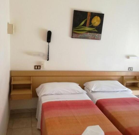 Standard-huone, Annamare