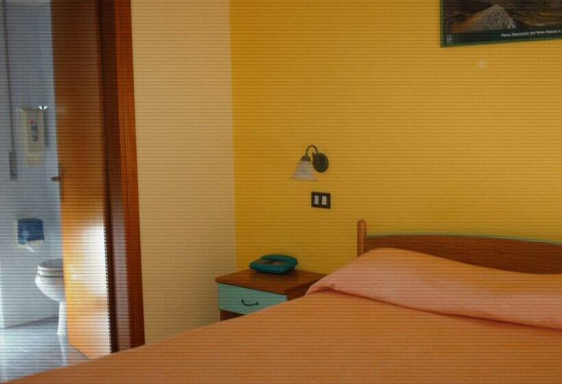 חדר סטנדרט, Giampy