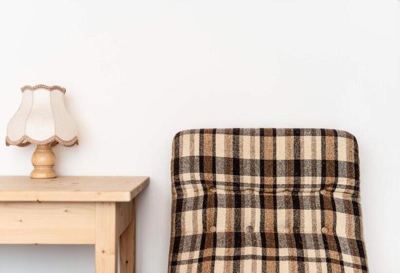 חדר אקונומי, Profanter