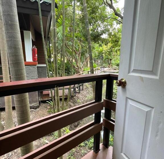 Bungalow Standard Vista Jardim, Baantip Suantong