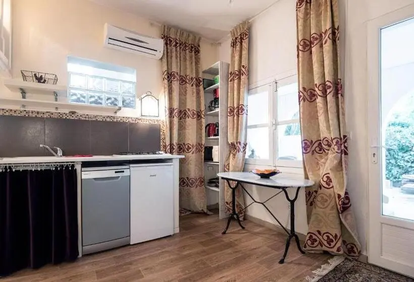 Huoneisto 1 Makuuhuone Puutarhanäkymä, Campo Di Fiori, Maisons De Charme