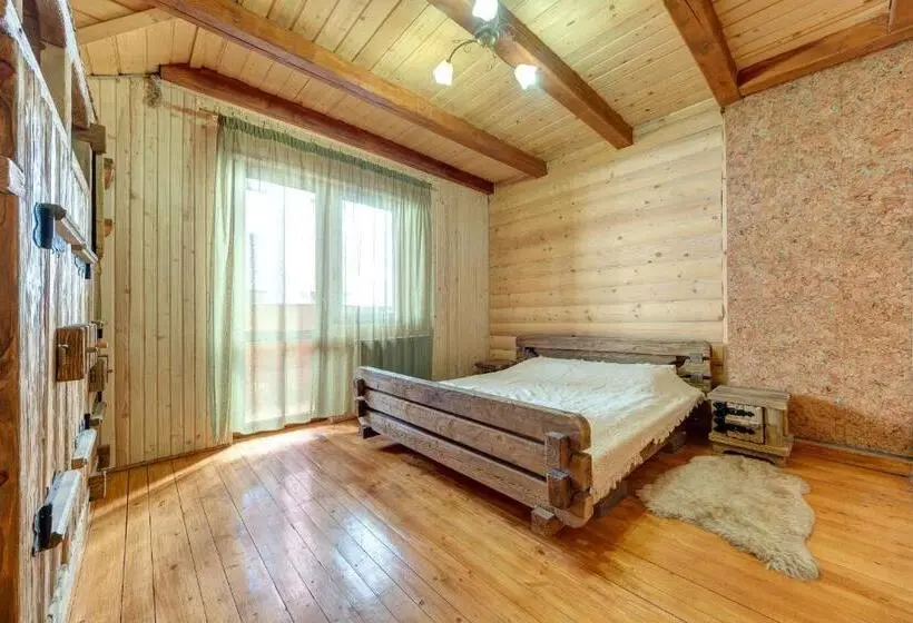 Maja/Mökki, Mini Hotel Laplandiya