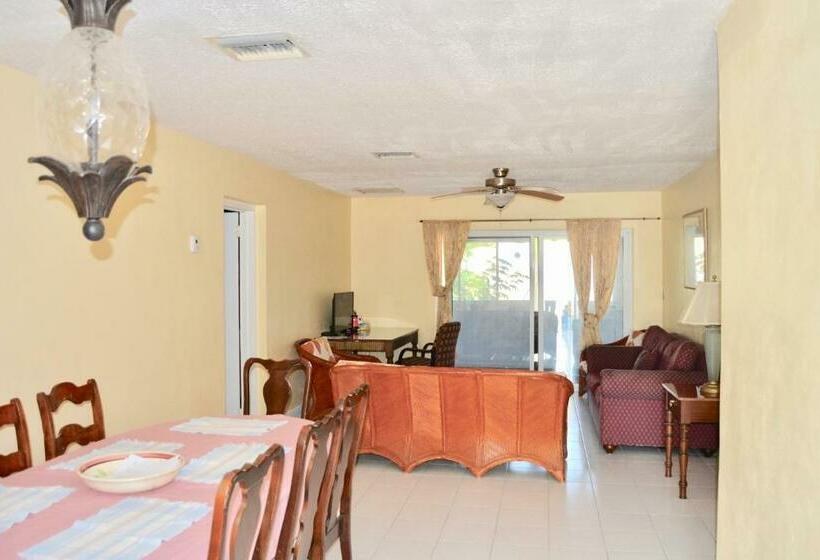 آپارتمان 2 خوابه, Waterway Condos