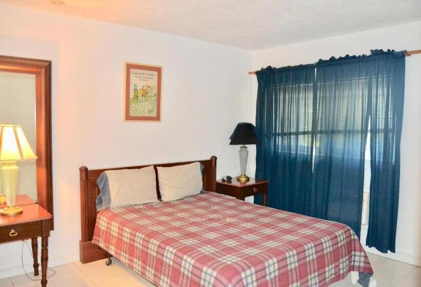 آپارتمان 2 خوابه, Waterway Condos