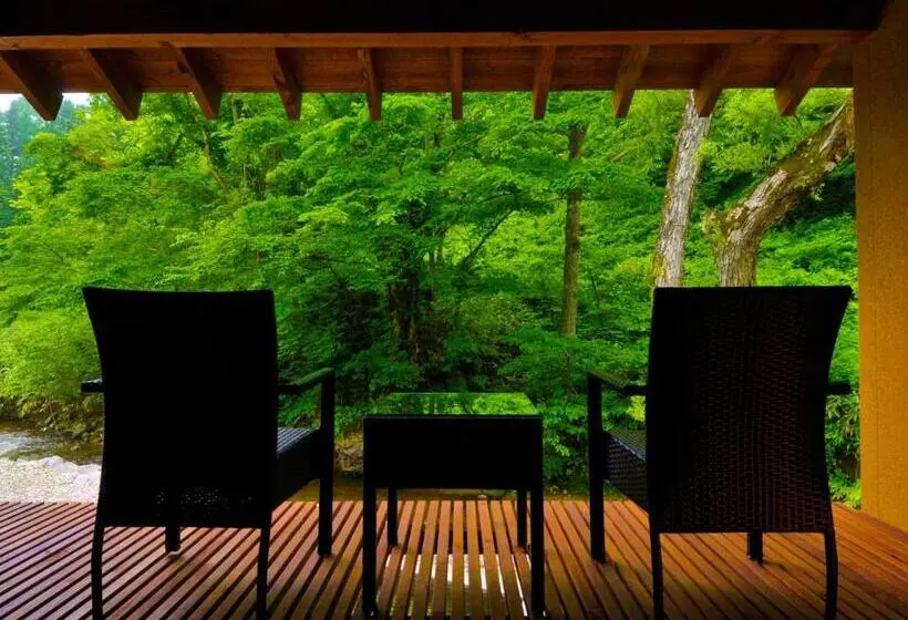 Deluxe-huone, Yamado