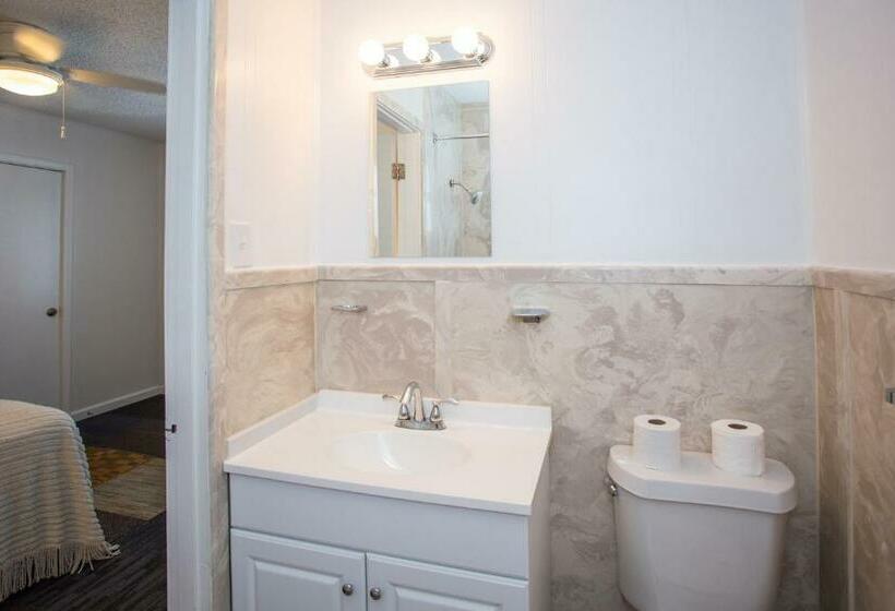 חדר סטנדרט, Sunset Motel