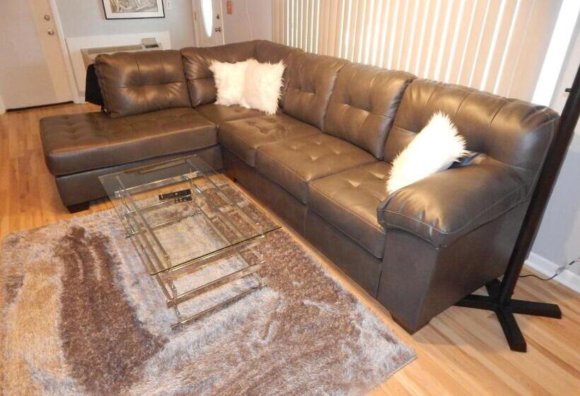 סוויטת 2 חדרי שינה, Sunset Motel