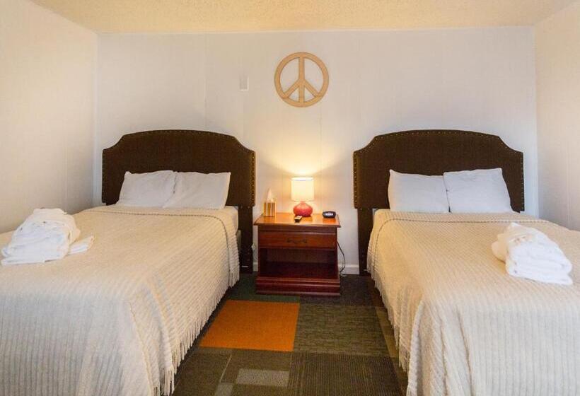 חדר סטנדרט, Sunset Motel