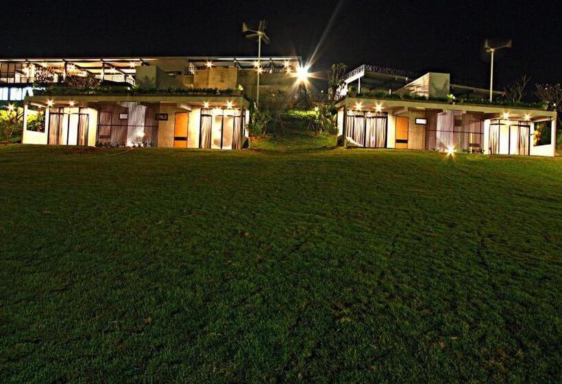 발코니 디럭스 룸, Veravian Resort