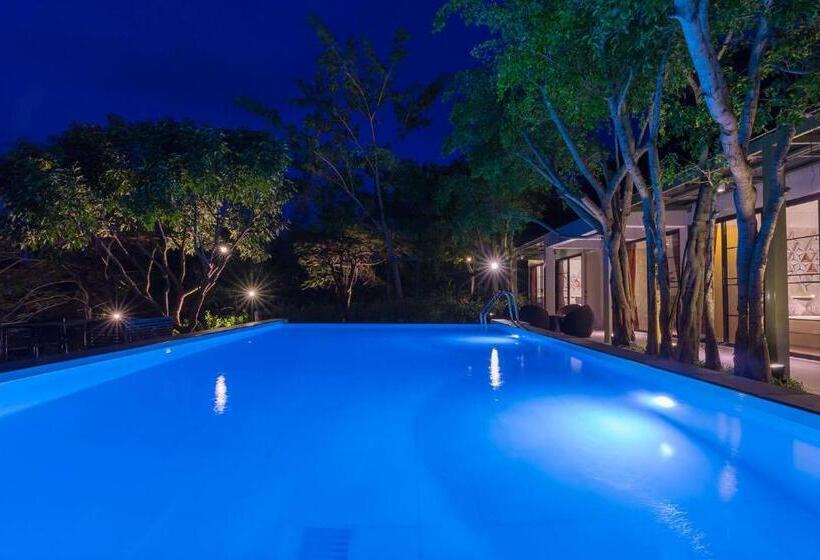プール付き1ベッドルームヴィラ, Veravian Resort