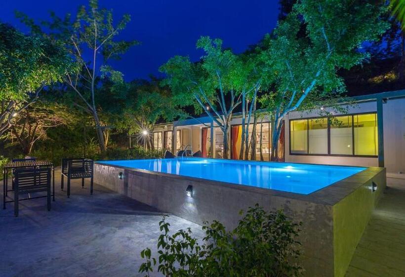 プール付き1ベッドルームヴィラ, Veravian Resort