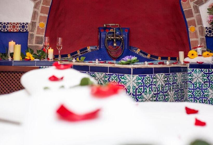 Номер Стандарт с Гидромассажем, Casas Cueva Cazorla