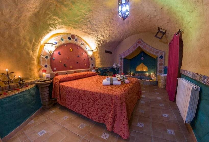 Люкс с гидромассажем, Casas Cueva Cazorla