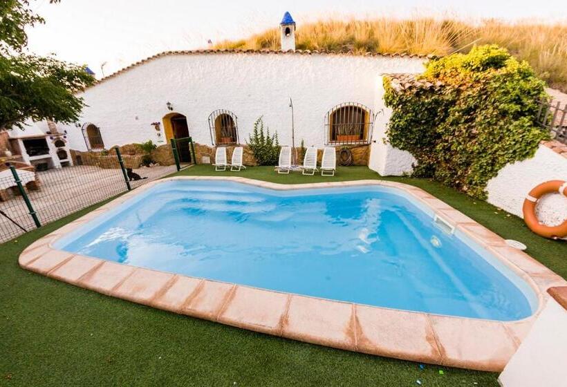 Дом 4 Спальни, Casas Cueva Cazorla