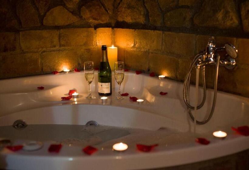 Дом 4 Спальни, Casas Cueva Cazorla