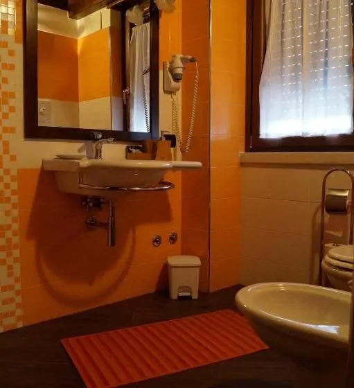 Standard Kolmen Hengen Huone Parveke, B&b Il Fruscio