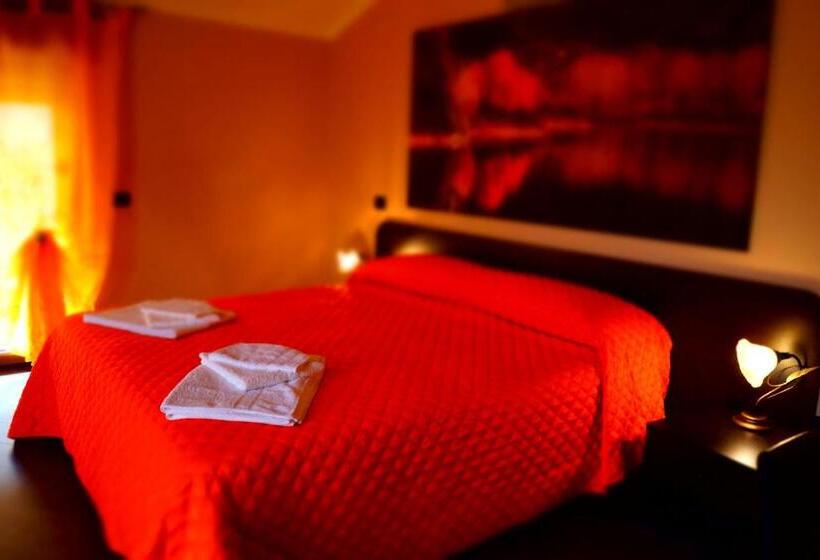 带阳台的三人标准间, B&b Il Fruscio