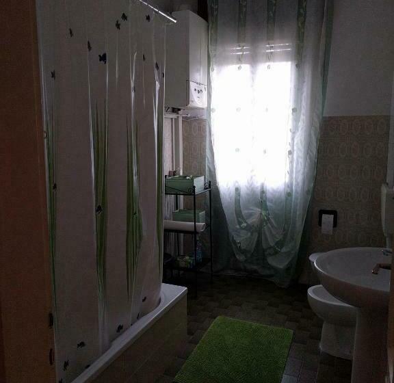 Quarto Estandar Banheiro Compartilhado, B&b La Luce   Casa Di Ale