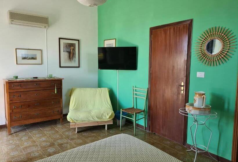 带共用浴室的标准房间, B&b Ondamarina