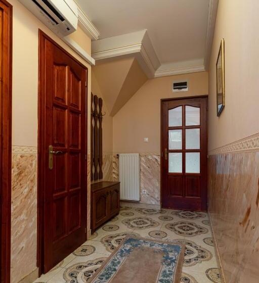 带1个卧室的公寓, Illés