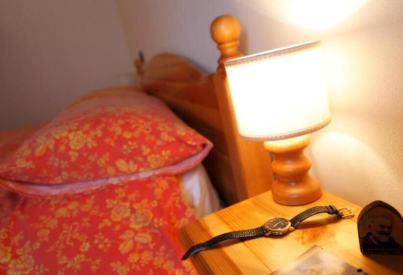 スタンダードトリプルルーム, Sentiero Valinis