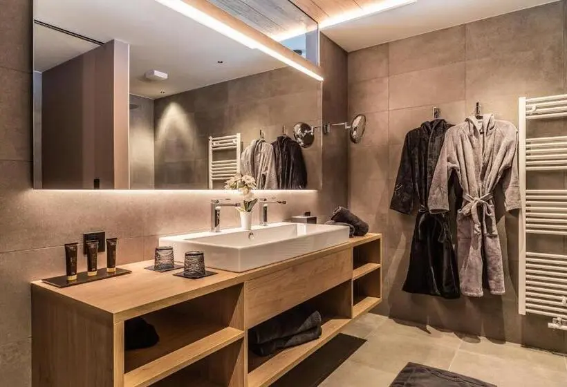 Sviitti Näkymä, Boutique Hotel Kircher