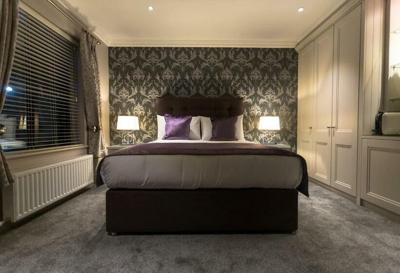 스탠다드 룸 킹사이즈 침대, 12th Lock Boutique