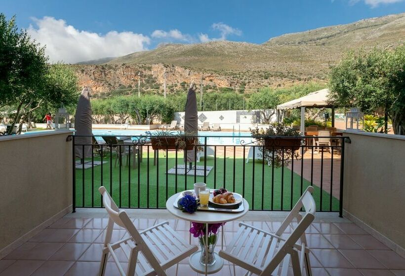 חדר סטנדרט, Achibea