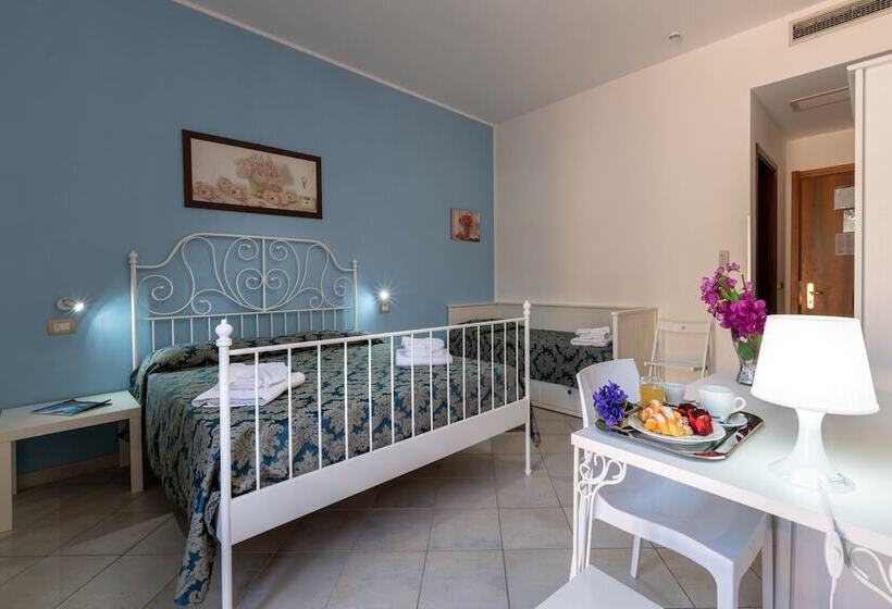 스탠다드 트리플 룸, Achibea