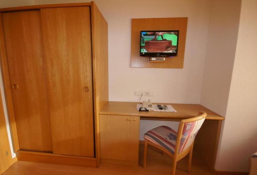 スタンダードルーム, Akelei