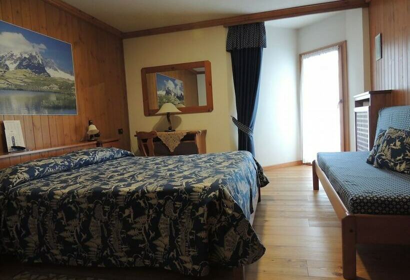 バルコニー付きスタンダードルーム, Andossi