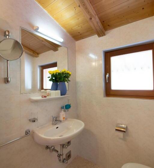 带露台的标准工作室, B & B Apartments Ortlerblick