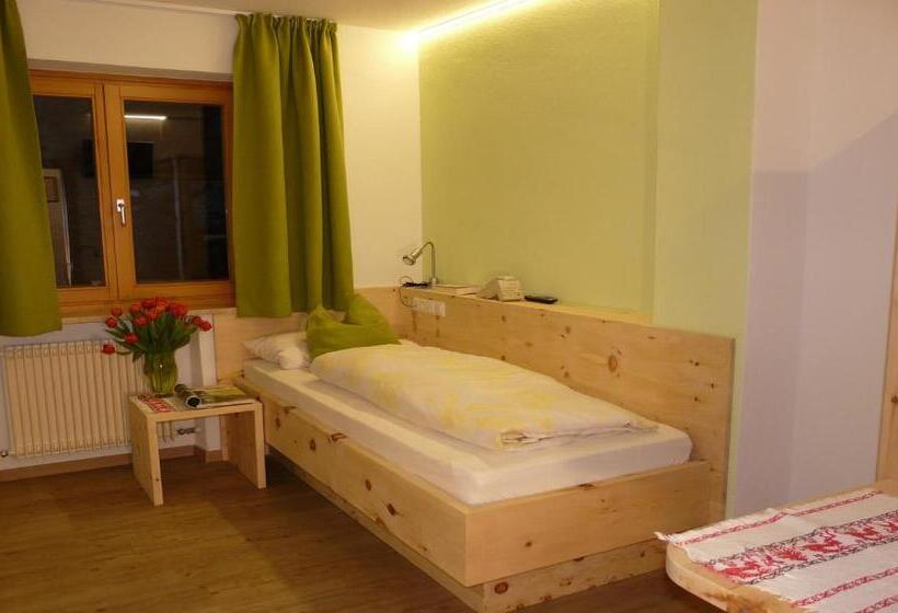 Номер Economy Индивидуальный, B & B Apartments Ortlerblick