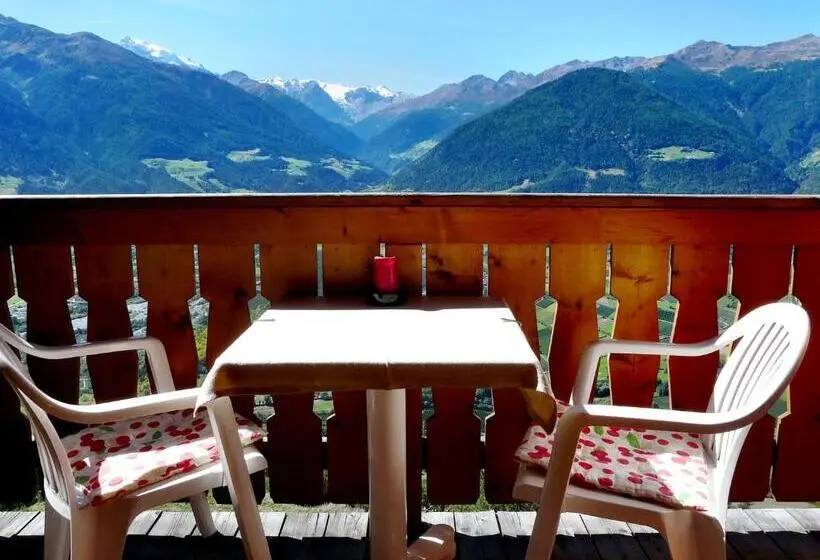 Standard Kolmen Hengen Huone Näkymä, B & B Apartments Ortlerblick