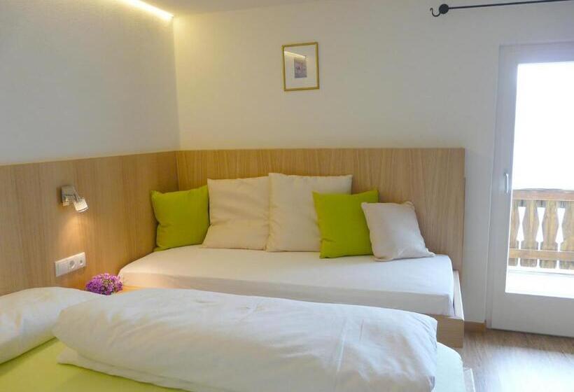 Трехместный Номер Стандарт с Видом, B & B Apartments Ortlerblick