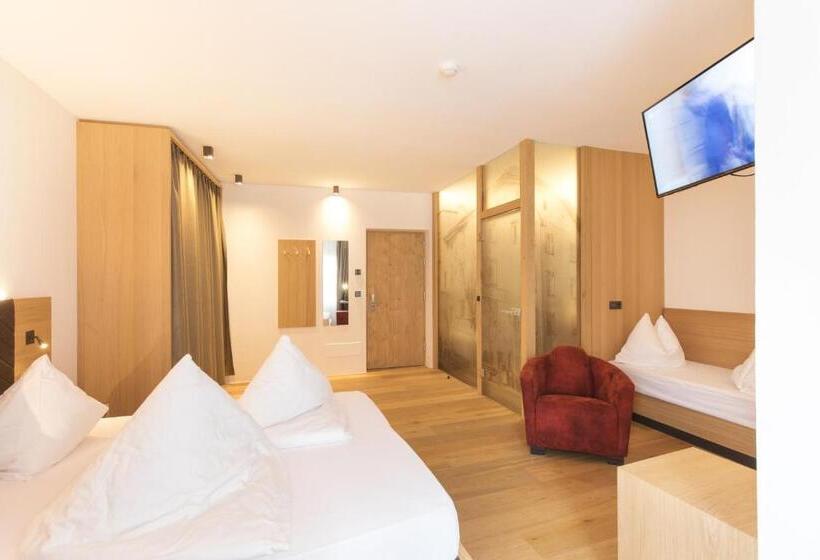 חדר סטנדרט לארבעה, Belvenu Boutique