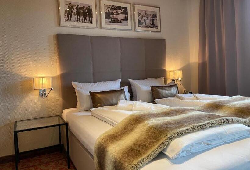 스탠다드 룸 호수 전망, Strasser