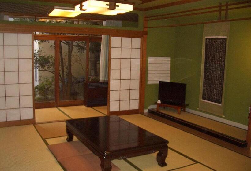 ガーデンビュースタンダード4ベッドルーム, Murataya