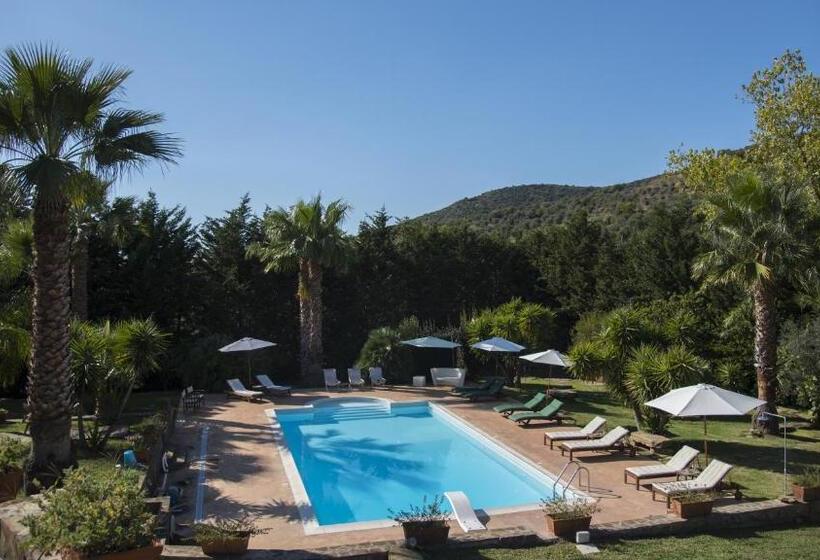 オーシャンビューのスーペリアトリプルルーム, Villa Tresino B&b