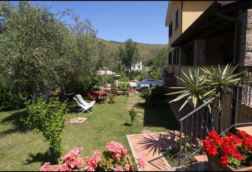 オーシャンビューのスーペリアトリプルルーム, Villa Tresino B&b