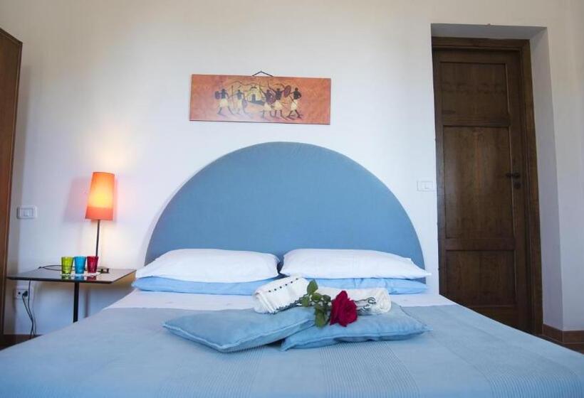 オーシャンビューのスーペリアトリプルルーム, Villa Tresino B&b