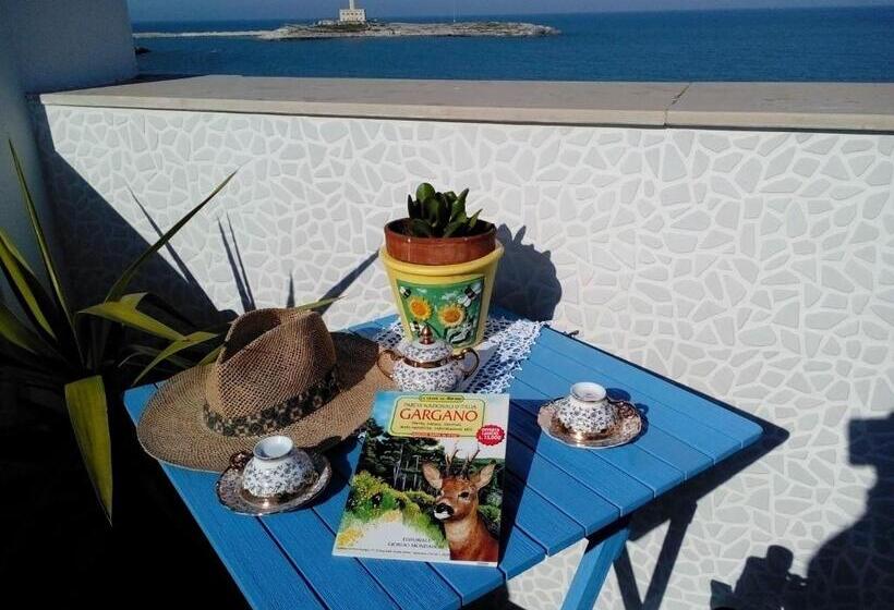 اتاق سه نفره دلوکس با چشم‌انداز دریا, B&b Marina Piccola