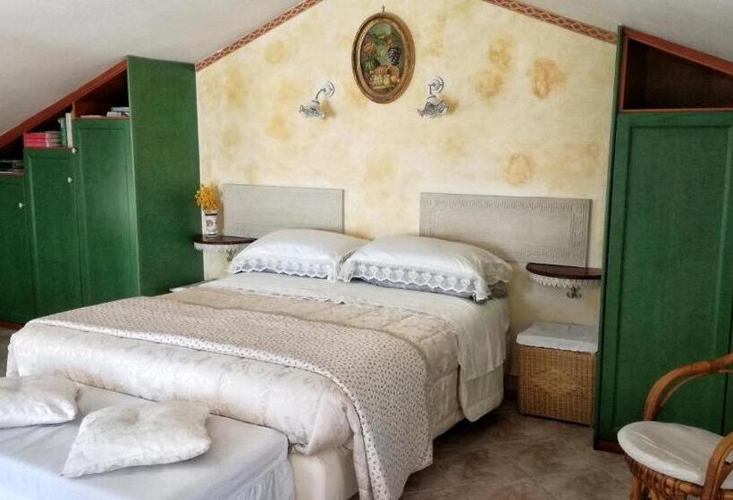 Трехместный Номер Deluxe Вид на Море, B&b Marina Piccola