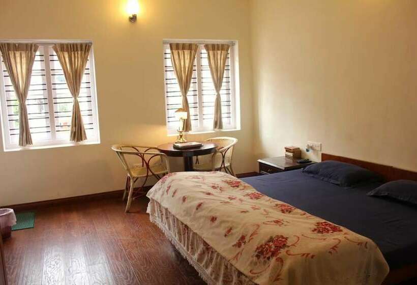 חדר דלוקס, Colonels Inn