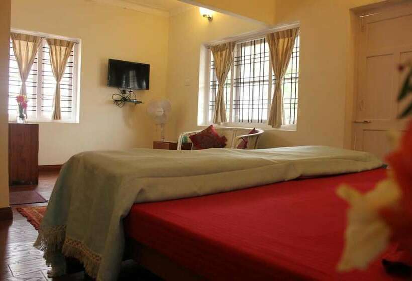 חדר דלוקס, Colonels Inn