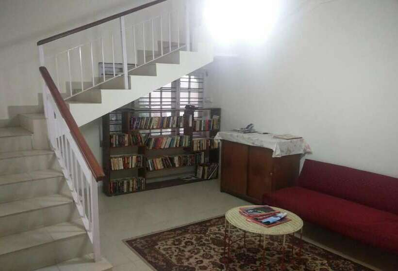 חדר דלוקס עם מרפסת, Colonels Inn